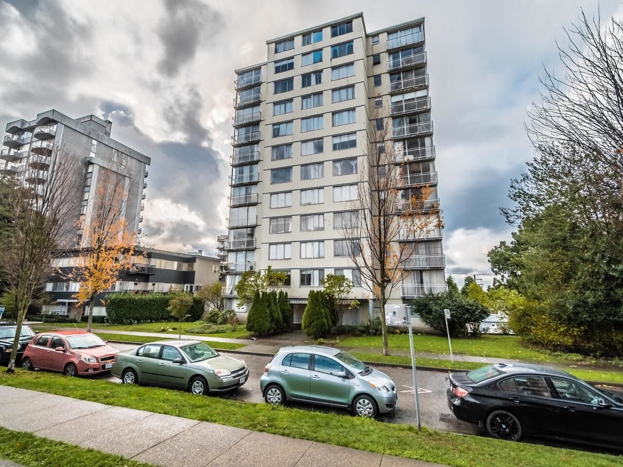 I have sold a property at 1106 1250 BURNABY ST in Vancouver

